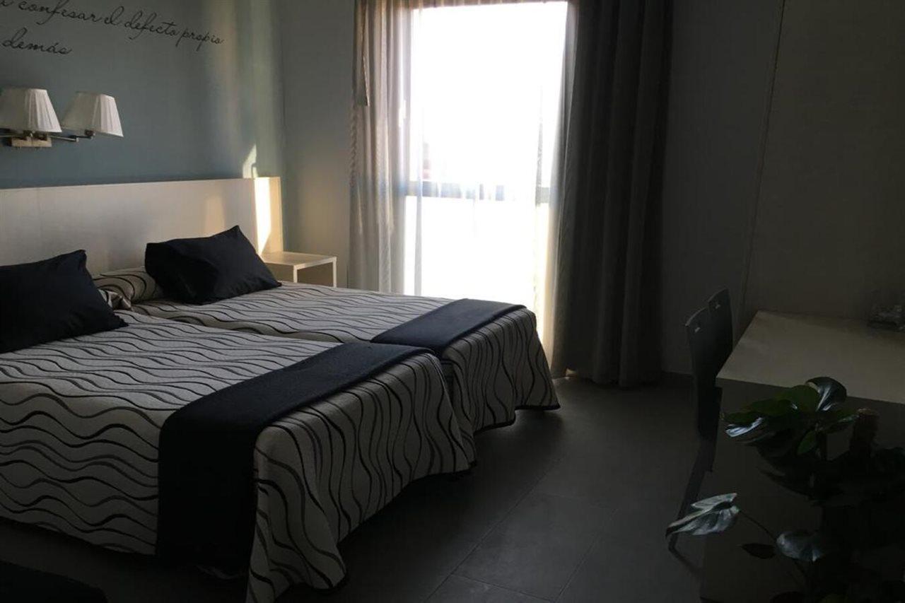 Hotel Hm Alfaro Luaran gambar