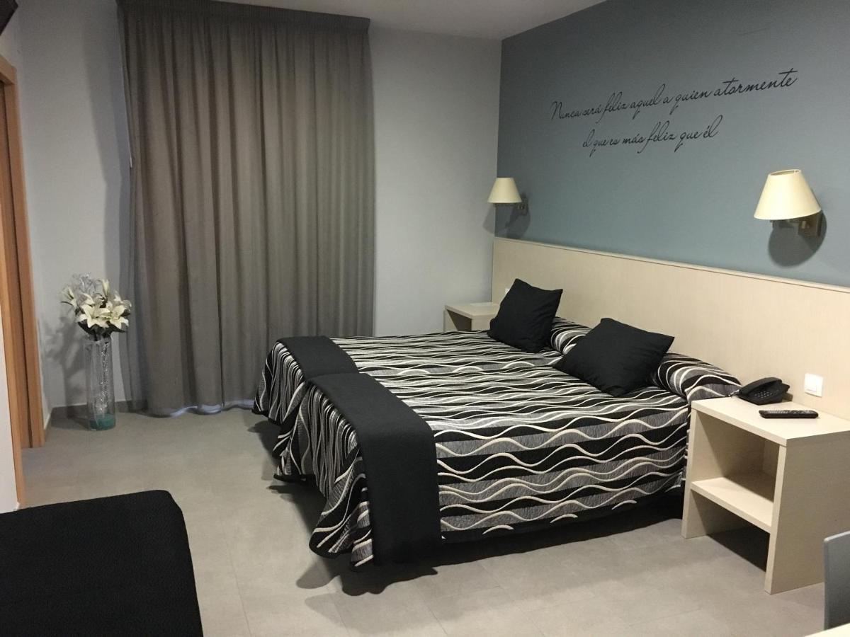 Hotel Hm Alfaro Luaran gambar