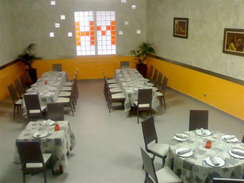 Hotel Hm Alfaro Restoran gambar
